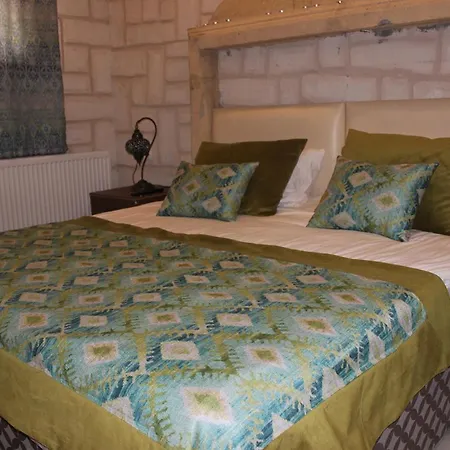 Antik Stone House Otel *